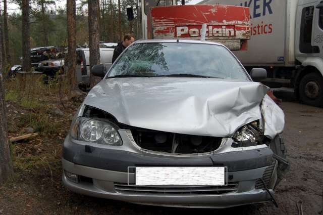Toyota Avensis 2000-2003 (Type I, Fase 2) , Motorkode: , Girkassekode: 