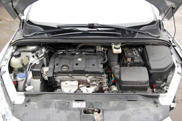Peugeot 307 2001-2004 (Fase 1) , Motorkode: , Girkassekode: