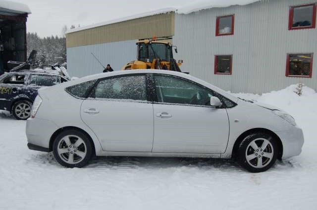 Toyota Prius 2004-2009 (Type II) (COMBI) (COMBI), Motorkode: , Girkassekode: