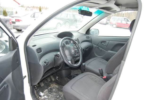 Toyota Yaris Verso 1999-2007 , Motorkode: , Girkassekode: