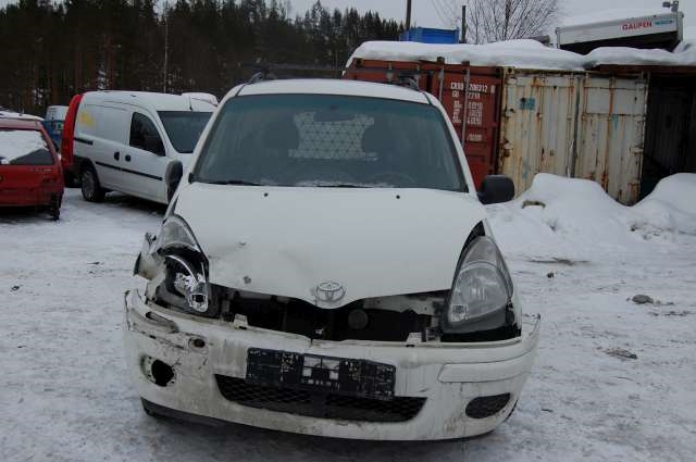 Toyota Yaris Verso 1999-2007 , Motorkode: , Girkassekode: