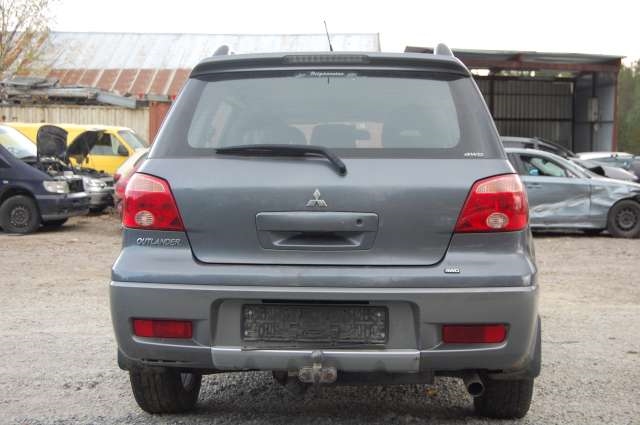 Mitsubishi Outlander 2003-2006 (Type I) , Motorkode: , Girkassekode: