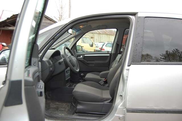 Opel Meriva A 2003-2010 , Motorkode: , Girkassekode: 