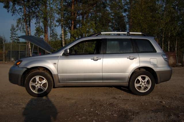 Mitsubishi Outlander 2003-2006 (Type I) , Motorkode: , Girkassekode: