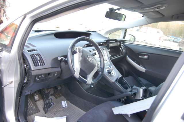 Toyota Prius 2009-2016 (Type III) (COMBI) (COMBI), Motorkode: , Girkassekode: 