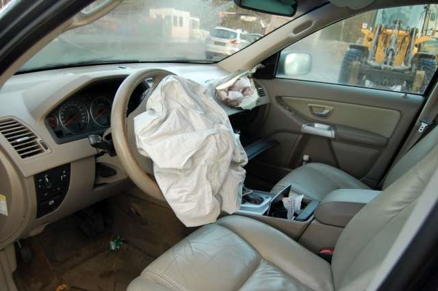 Volvo XC90 2002-2006 (Type I, Fase 1) , Motorkode: , Girkassekode: