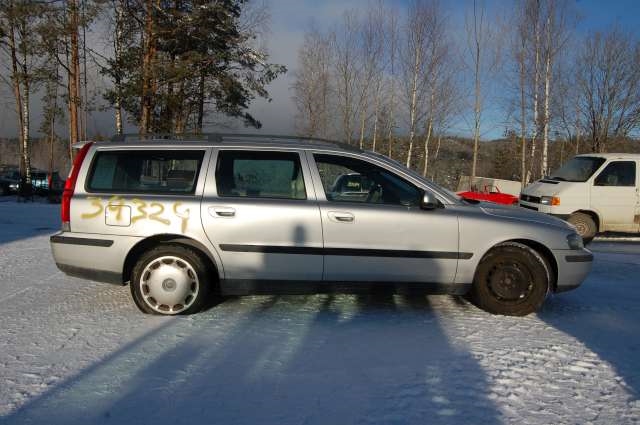 Volvo V70 2000-2004 (Type II, Fase 1) , Motorkode: , Girkassekode: 