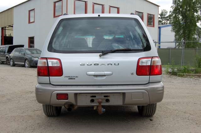 Subaru Forester 1997-2002 (Type I) , Motorkode: , Girkassekode: 