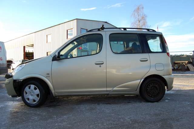 Toyota Yaris Verso 1999-2007 , Motorkode: , Girkassekode: