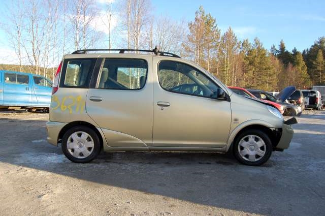 Toyota Yaris Verso 1999-2007 , Motorkode: , Girkassekode: