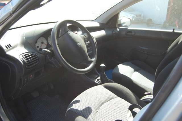 Peugeot 206 1998-2007 , Motorkode: , Girkassekode: 
