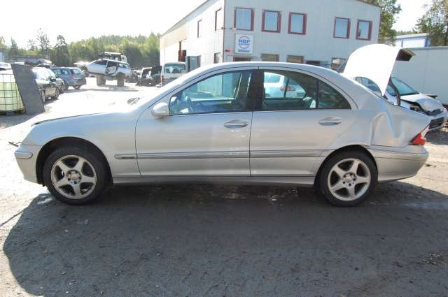 Mercedes C-Klasse 2000-2004 (Fase 1) (W203) (W203), Motorkode: , Girkassekode: