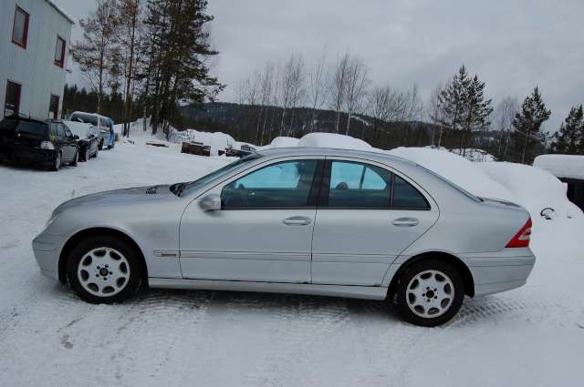 Mercedes C-Klasse 2000-2004 (Fase 1) (W203) (W203), Motorkode: , Girkassekode: