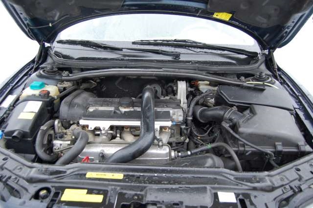 Volvo XC70 2001-2004 (Type I, Fase 1) , Motorkode: , Girkassekode: 
