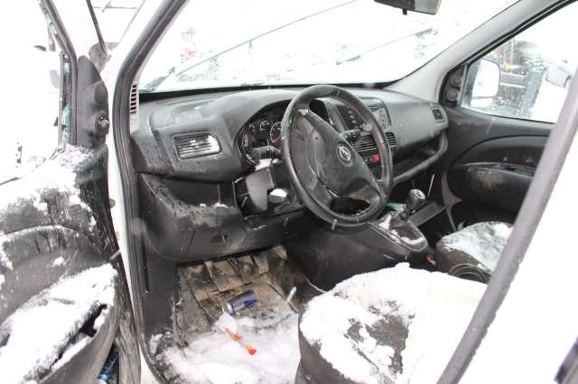 Opel Combo D 2012-2018 , Motorkode: , Girkassekode: 
