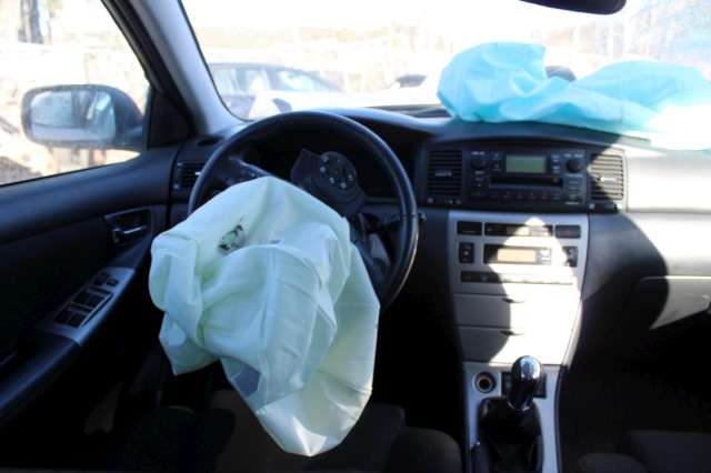 Toyota Corolla 2002-2007 , Motorkode: , Girkassekode: 