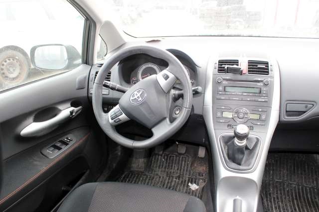 Toyota Auris 2013-2015 (Type II, Fase 1) , Motorkode: , Girkassekode: 