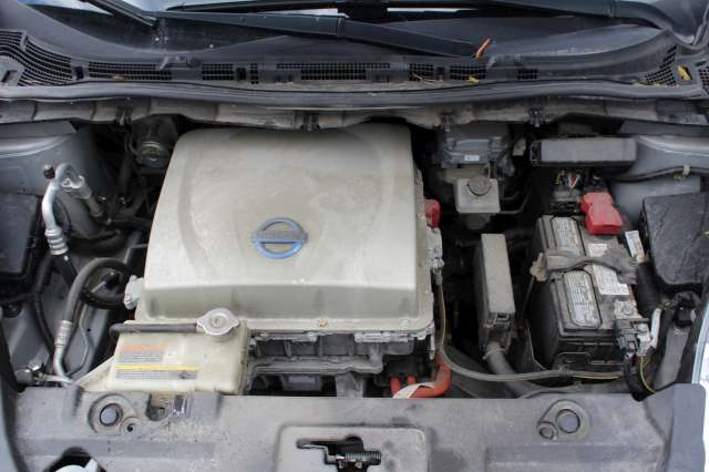 Nissan Leaf 2011-2017 (Type I) , Motorkode: , Girkassekode: