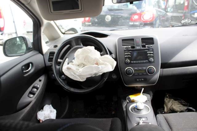 Nissan Leaf 2011-2017 (Type I) , Motorkode: , Girkassekode: