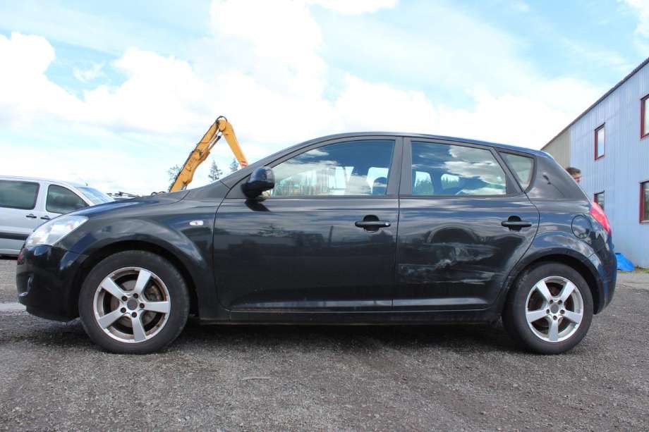 Kia Cee