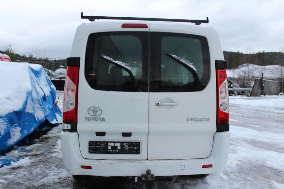 Toyota Proace 2013-2016 (Type I) delebil , Motorkode: RH02, Girkassekode: 