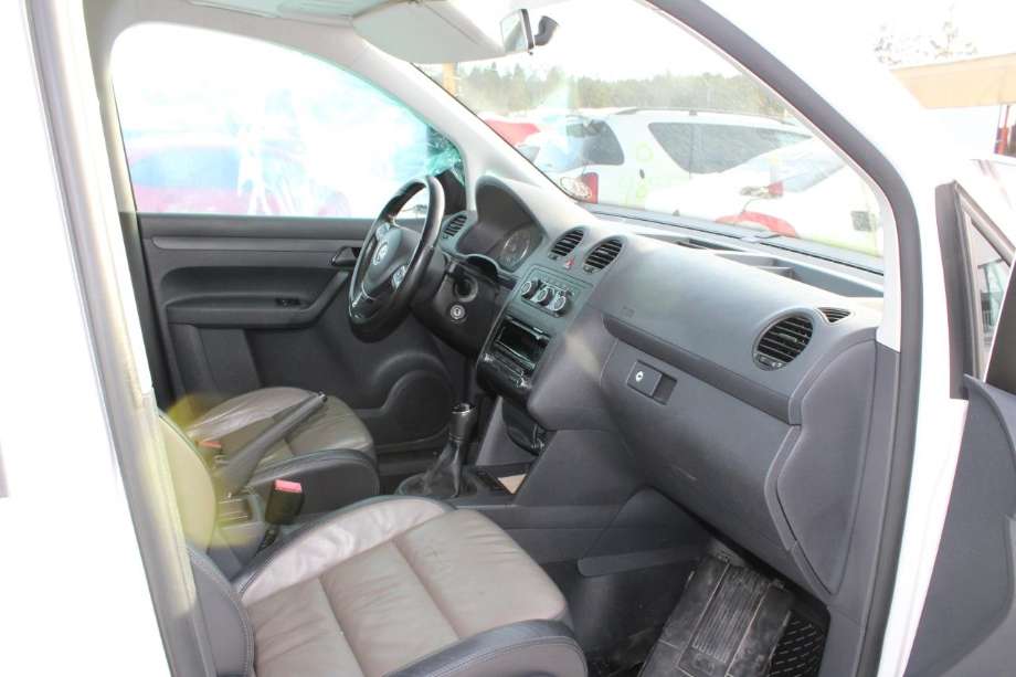 VW Caddy 2010-2015 (Type III, Fase 2) delebil , Motorkode: CAY, Girkassekode: 