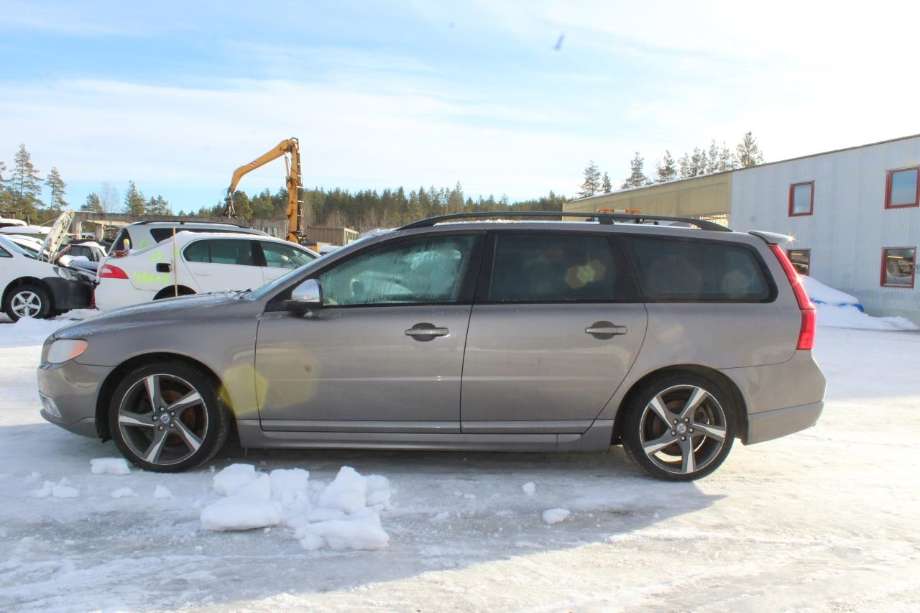 Volvo V70 2007-2013 (Type III, Fase 1) , Motorkode: D5204T3, Girkassekode: 