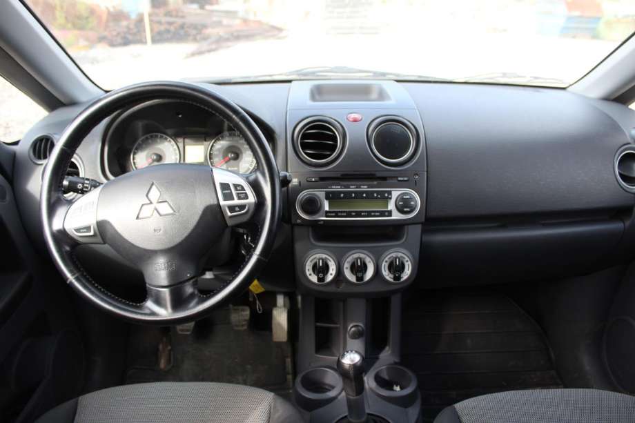 Mitsubishi Colt 2009-2013 (Type VII, Fase 2) delebil , Motorkode: 135930, Girkassekode: F5MGA