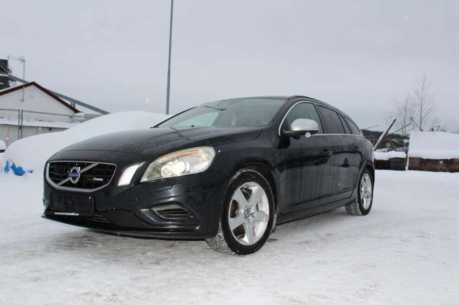 Volvo V60, 2010-2013 (Type I, Fase 1)  delebil , Motorkode: D4162T