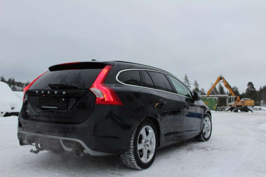 Volvo V60 2010-2013 (Type I, Fase 1) delebil , Motorkode: D4162T, Girkassekode: 