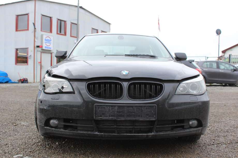 BMW 5-Serie, 2003-2010 (E60/E61) (E60/E61) delebil , Motorkode: AUY