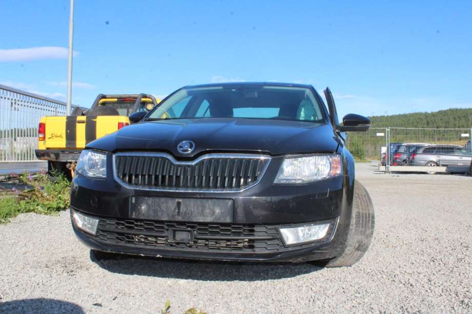 Škoda Octavia 2013-2016 (Type III, Fase 1) , Motorkode: CYV B, Girkassekode: RES