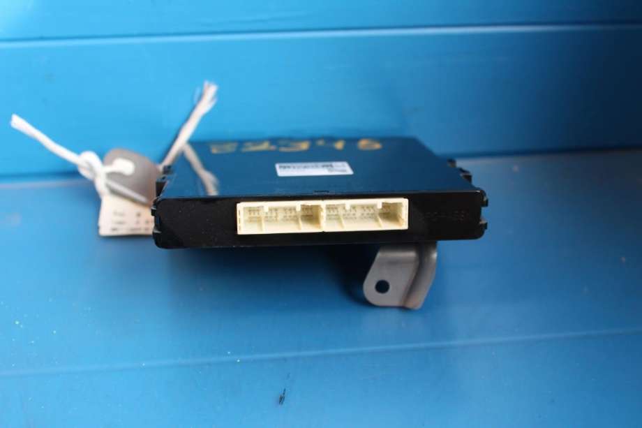 Styreenhet diverse til Toyota Avensis 2009-2015 (Type III, Fase 1)  (DENSO|89690-05030|)