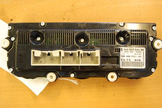 Varmeapparat betjening til VW Golf, Plus/Cross 2005-2009 (Fase 1)  (1K0 907 044 BE|)