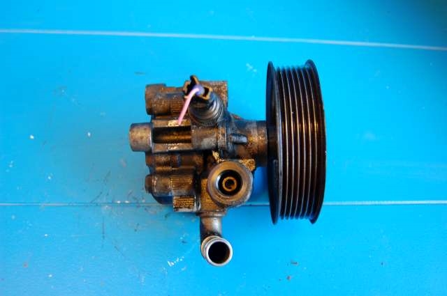Servo pumpe mekanisk til Toyota RAV4 2000-2006 (Type II)