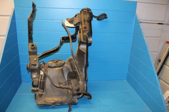 Spylertank foran til Mercedes C-Klasse 2007-2011 (Fase 1) (W204) (W204) 