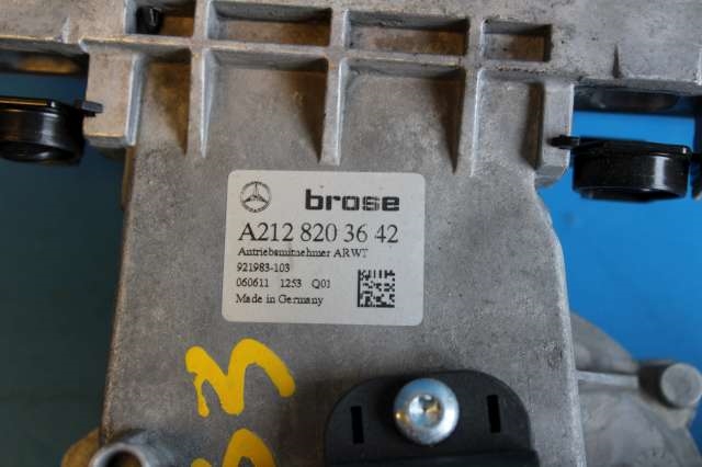 Baklukeåpner motor til Mercedes E-Klasse 2009-2013 (Fase 1) (W212) (W212) (BROSE|A212 820 36 42|)