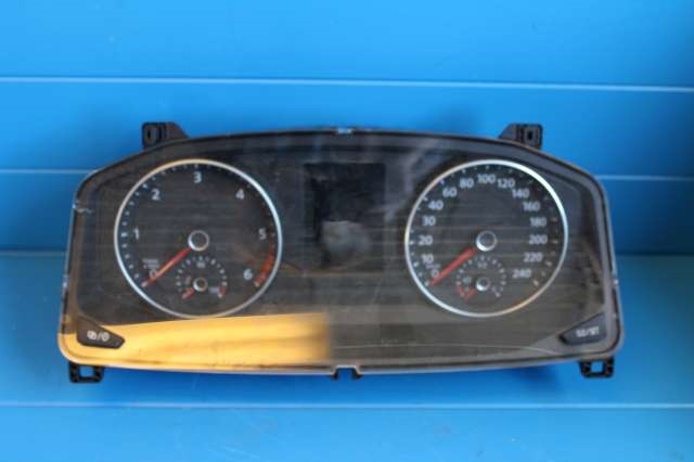 Instrumentpanel til VW Transporter / Caravelle 2015-2019 (T6) (T6) (VDO|7E0 920 870 L|)