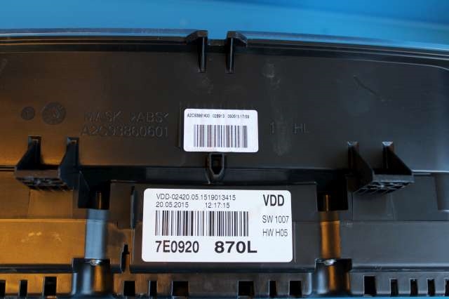 Instrumentpanel til VW Transporter / Caravelle 2015-2019 (T6) (T6) (VDO|7E0 920 870 L|)