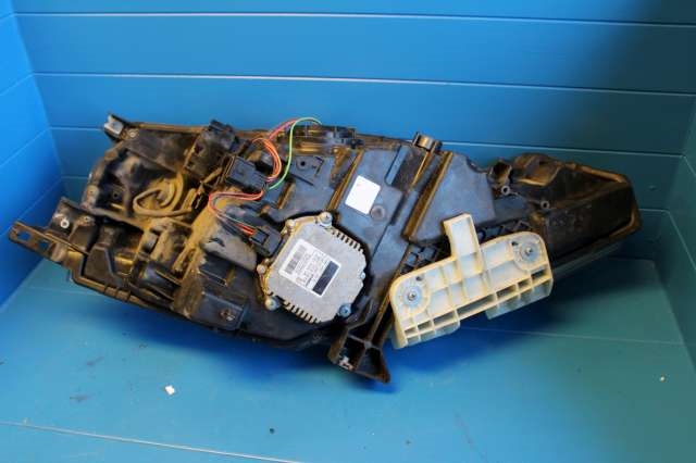 Frontlykt venstre xenon til Nissan Leaf 2011-2017 (Type I)  