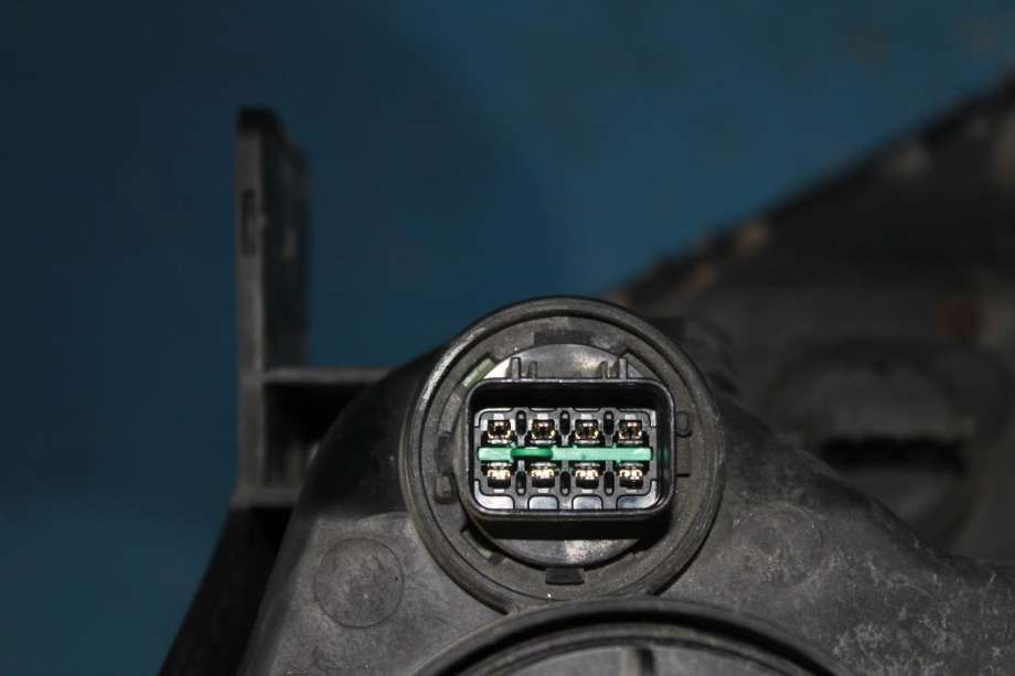 Frontlykt venstre halogen til Kia Sportage, 2010-2016 (Type III)