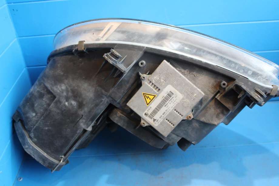 Frontlykt høyre xenon til VW Touran 2003-2006 (Type I, Fase 1)  (0 301 205 272|)