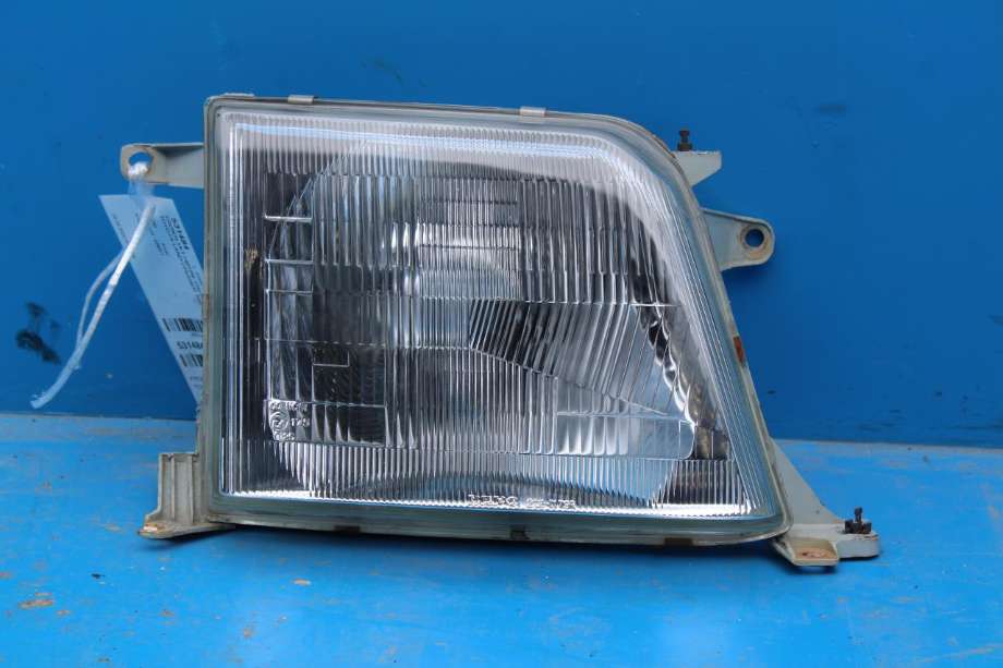 Frontlykt høyre halogen til Toyota Land Cruiser 90, 1996-2002  
