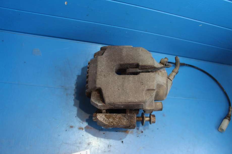 Bremsecaliper venstre foran til BMW 5-Serie, 2003-2010 (E60/E61) (E60/E61) 