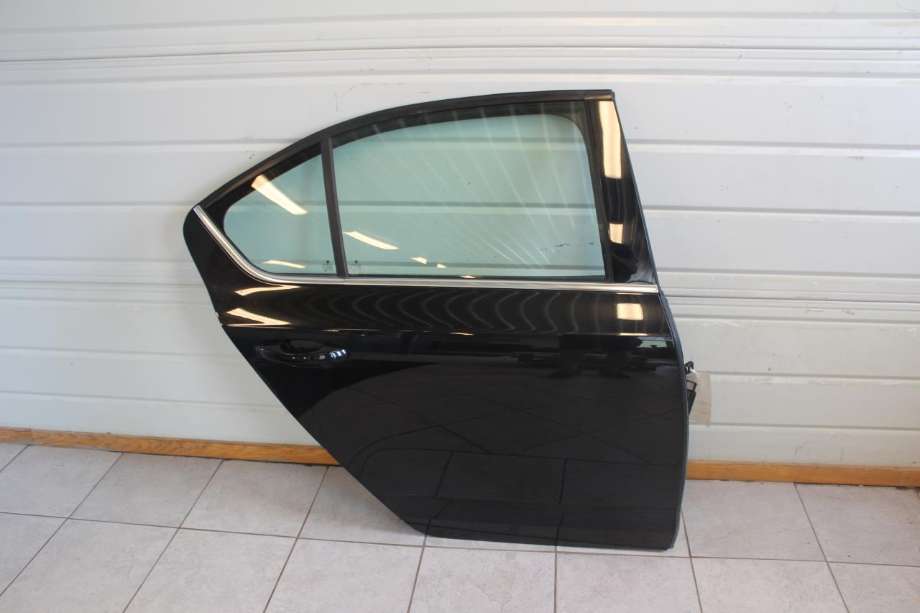 Dør høyre bak til Škoda Octavia, 2013-2016 (Type III, Fase 1)  