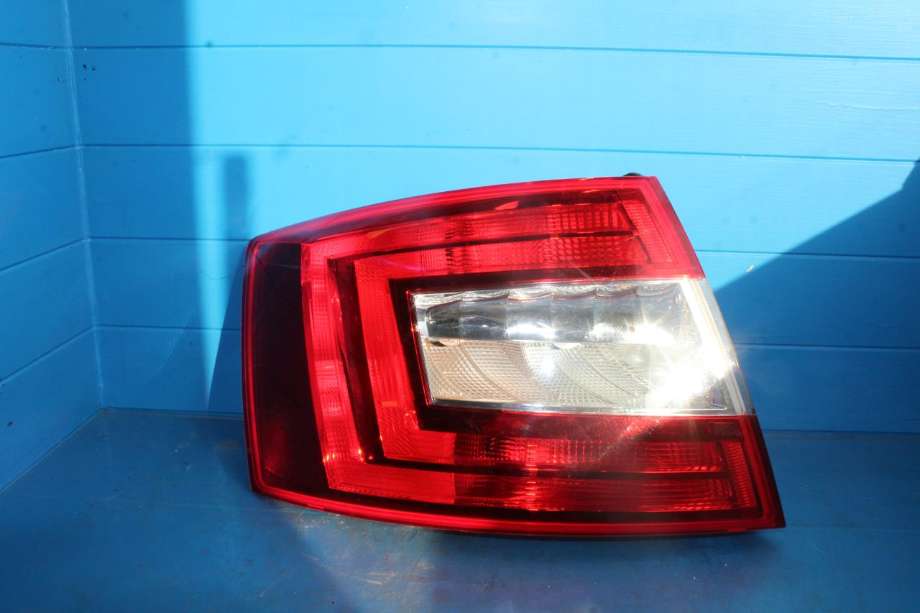 Baklykt høyre til Škoda Octavia, 2013-2016 (Type III, Fase 1)  