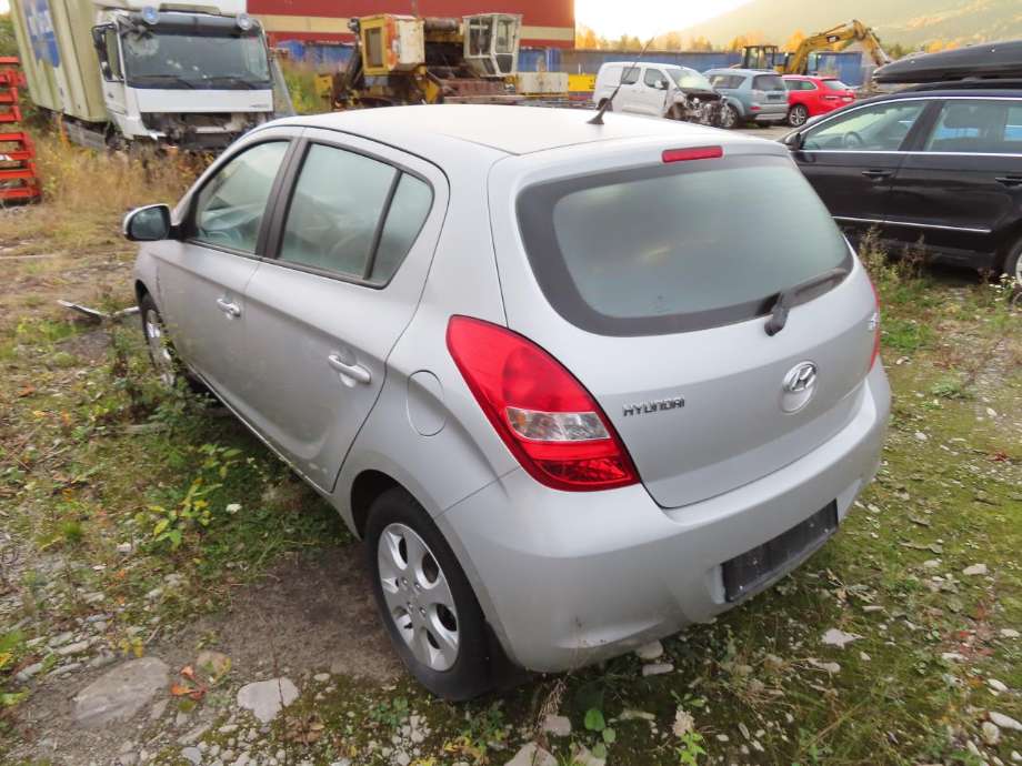 Hyundai i20 2009-2014 (Type I) delebil , Motorkode: G4FA-5, Girkassekode: 