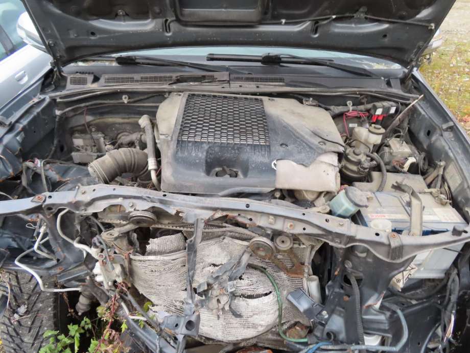 Toyota Hilux 2012-2016 delebil , Motorkode: 2KD-FTV, Girkassekode: 
