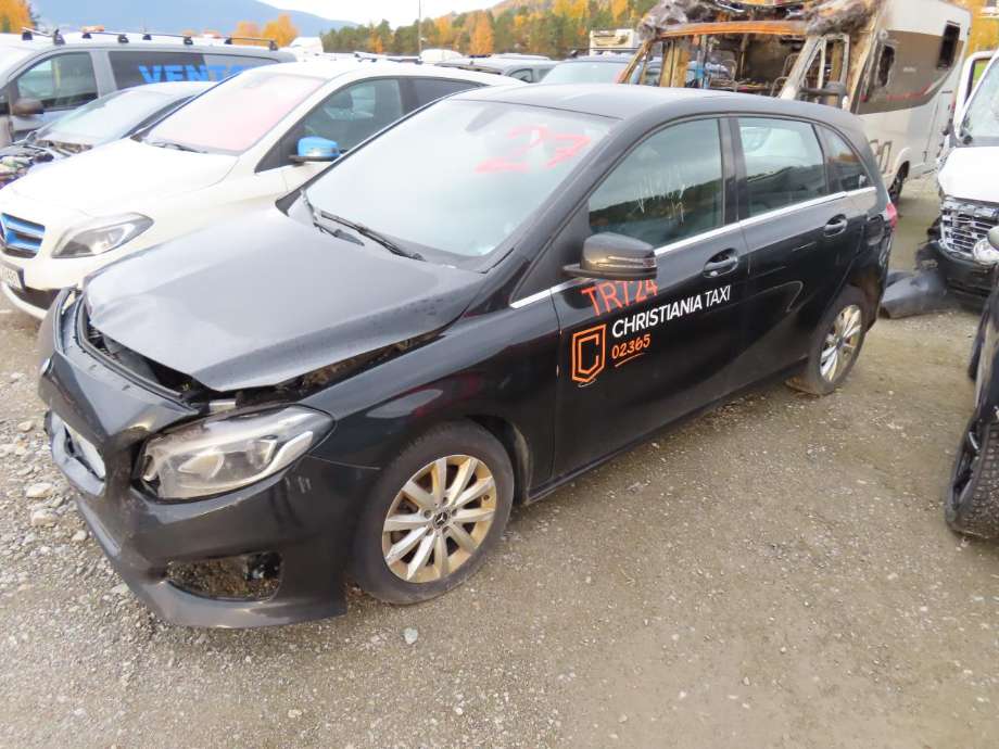 Mercedes B-Klasse 2011-2018 (W246) delebil , Motorkode: K9K, Girkassekode: 