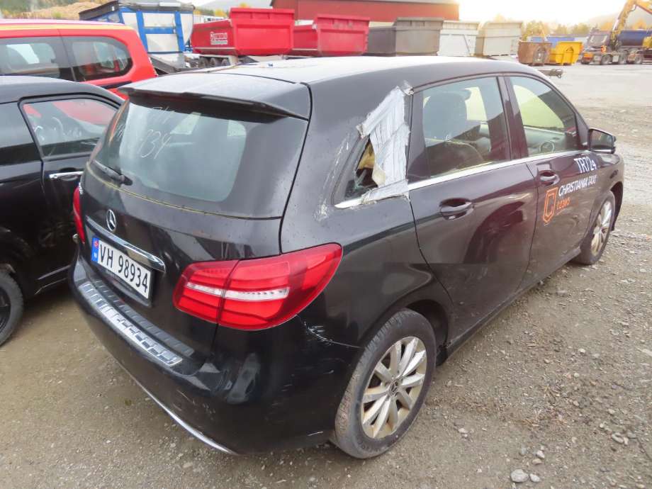 Mercedes B-Klasse 2011-2018 (W246) delebil , Motorkode: K9K, Girkassekode: 